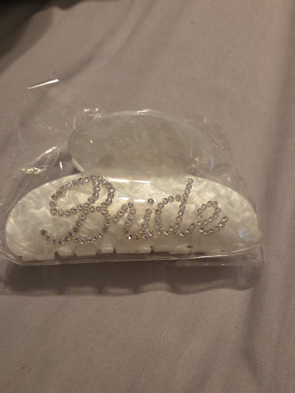Bride Rhinestone Pearl-Effect Hair Claw